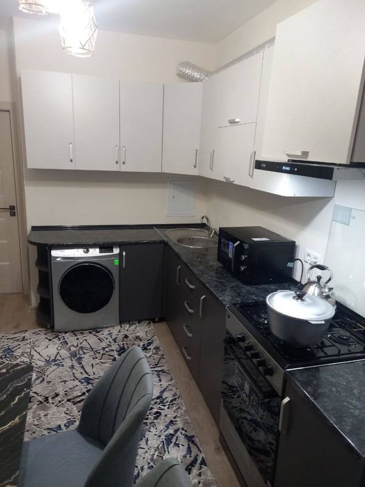 Аренда навастройка 3.хонали метро беруний оилага берилади Манзара сити