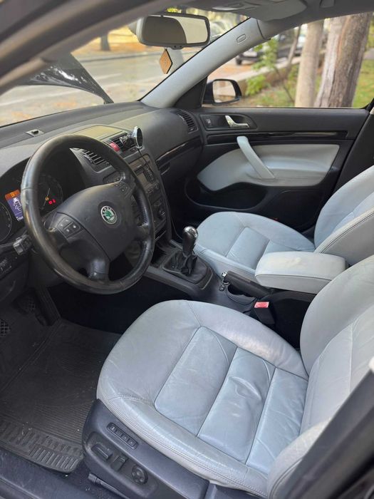 SKODA Octavia 2008 — imagine 5