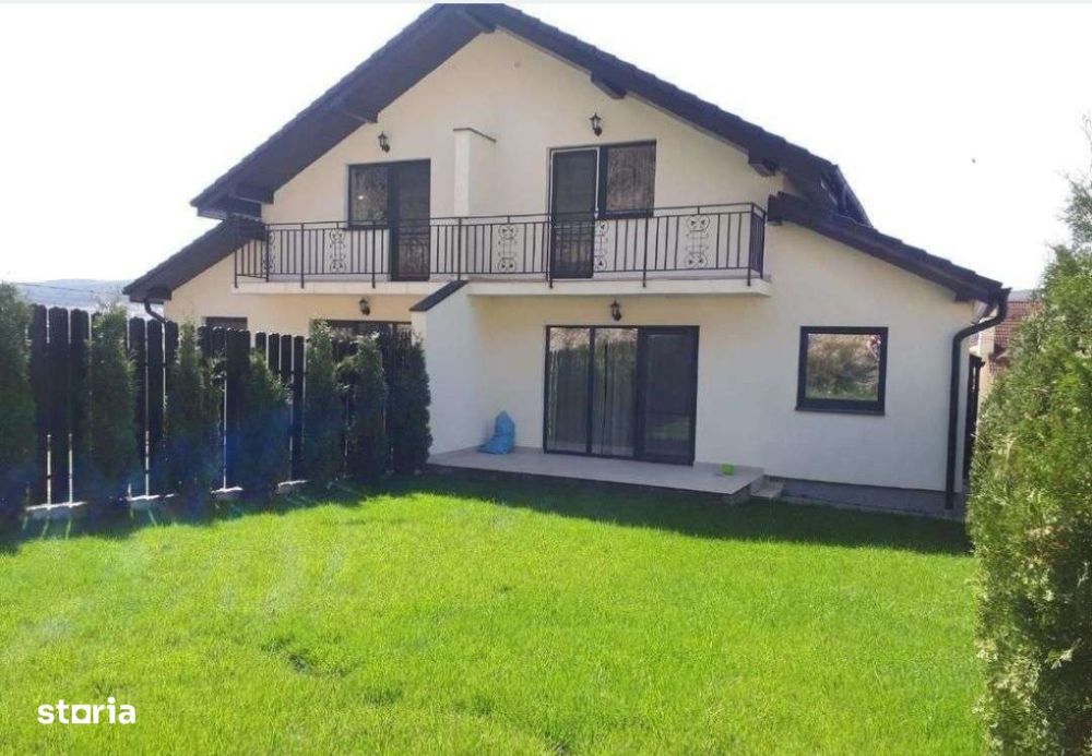 Casa tip duplex ,copertina de mașină,4 cam,100 mp,teren 250 mp,Sancrai