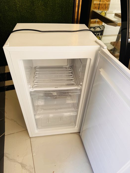 Новый Морозильник срочно продается!