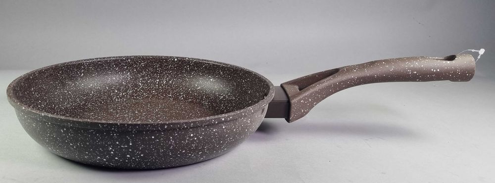 Тиган с незалепващо покрите 26см