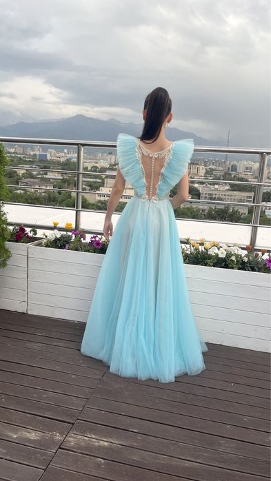 Платье вечернее на выпускной