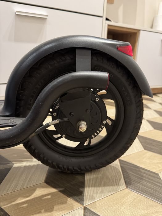 Продам электросамокат Tribe drakkar