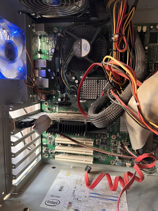 Компьютер с монитором