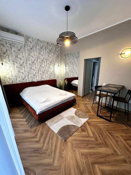 Inchiriez apartament de lux NOU in regim hotelier cu bucatarie Pipera