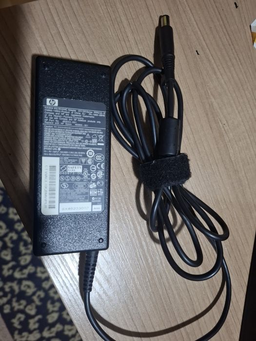 HP зарядка оригинал