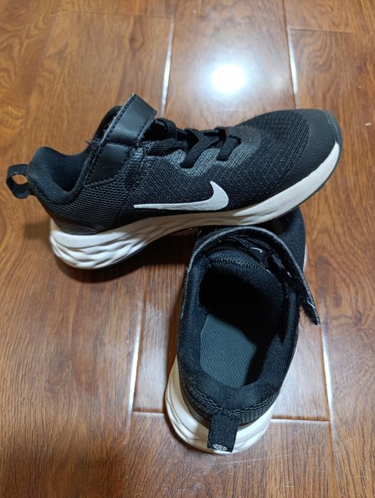 Adidași Nike,mărime 28