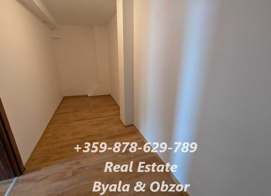 Продава се Тристаен апартамент в Бяла - 65 кв.м за 589 €/кв.м - Снимка #15