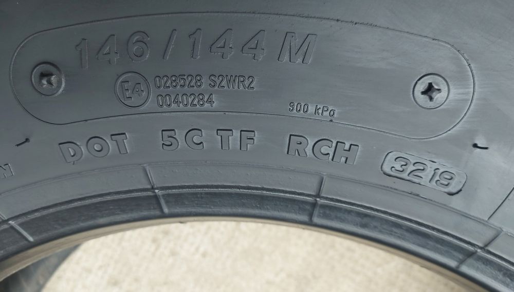 285/70 R19.5 146/144M 16PR Bridgestone R-DRIVE 002 M+S tracțiune