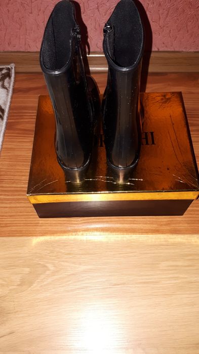 Резиновые сапоги женские