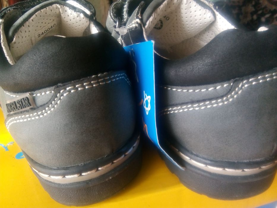 Ботинки новые 33 размер