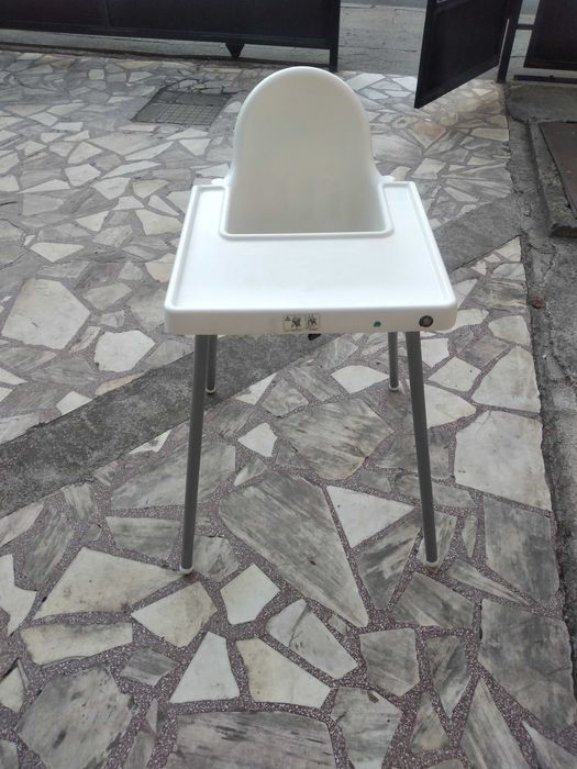 Детски стол за хранене