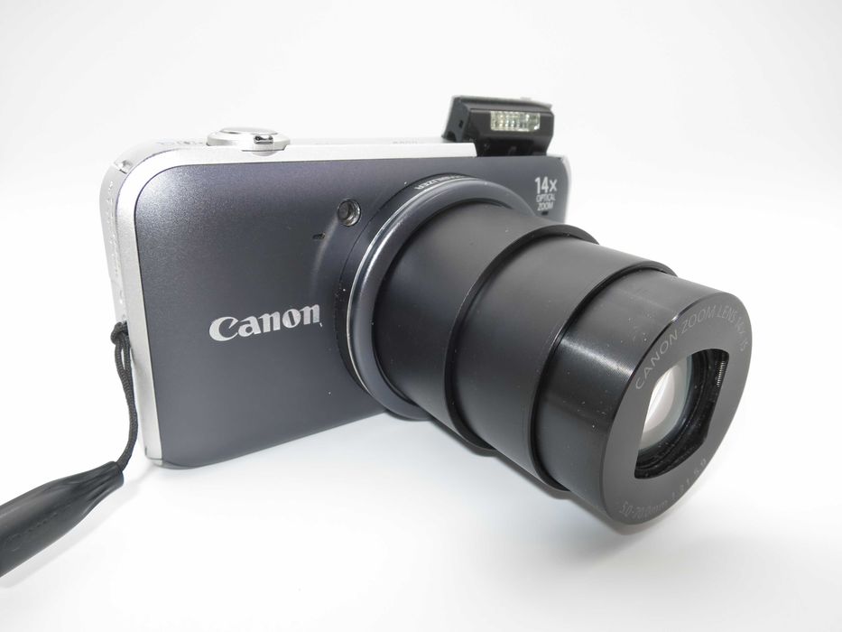 Canon PowerShot SX220 HS ултра компактен цифров фотоапарат с 14x Оптичен Зум, дигитална камера с Full HD в чудесно състояние, работи отлично