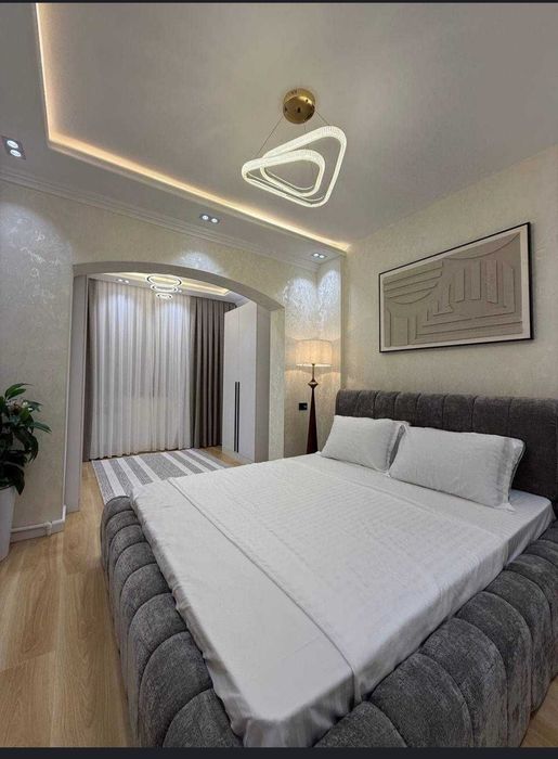 Kvartira Chorsu metro