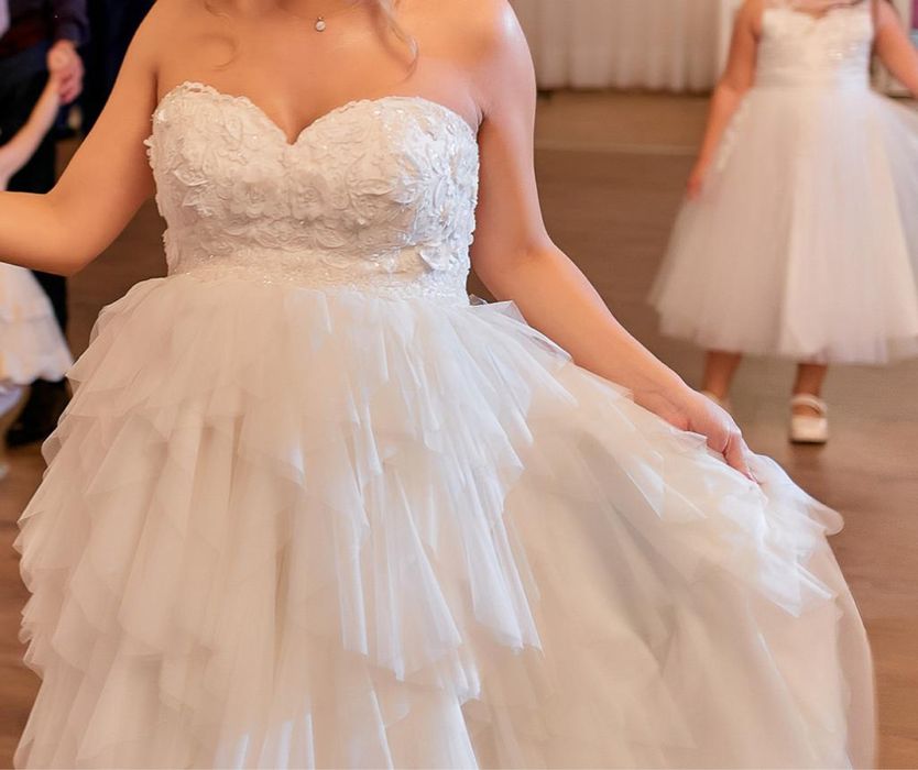 Vand rochie de mireasa