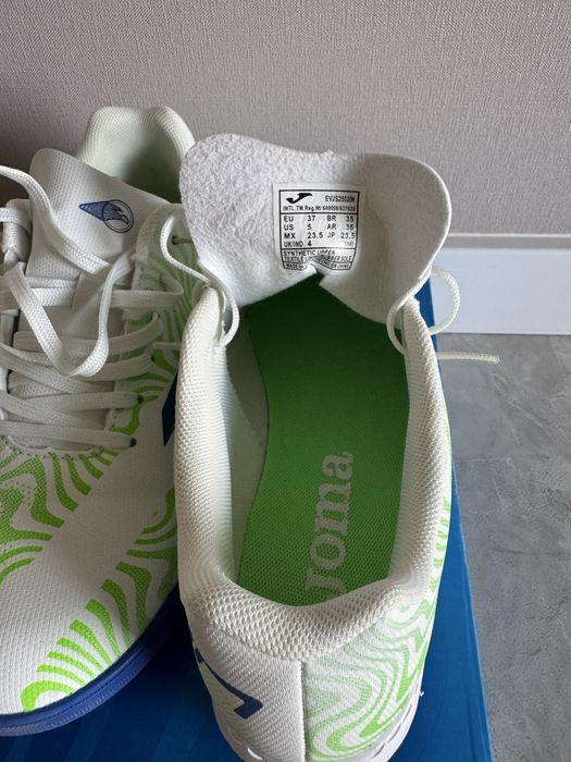 Продам футзалки оригинал joma
