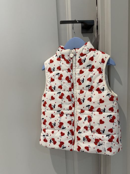 Безрукавка на 4 года для девочек. Orchestra.