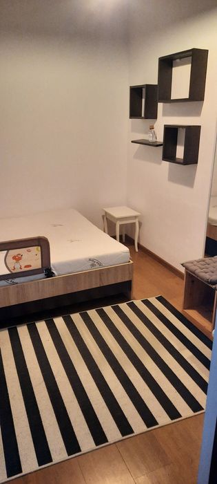 Apartament 2 cam zona metro cu garaj supteran