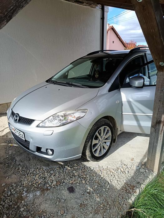 Vând Mazda 5 înmatriculată