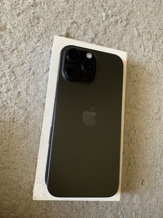 Продам iphone 16 Pro Max 256 gb 99%