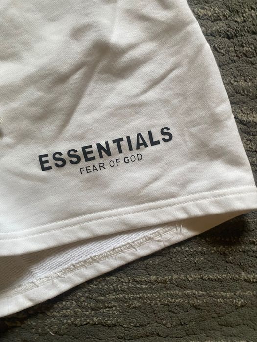 Pantaloni essentials
