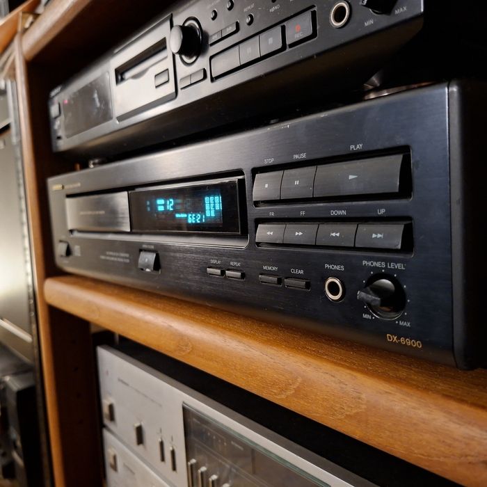 Onkyo DX6900 cd player