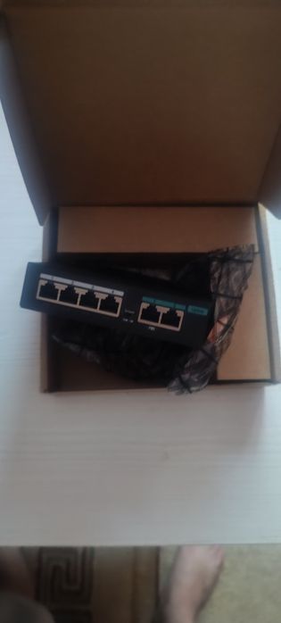 Коммутатор 4 портовый