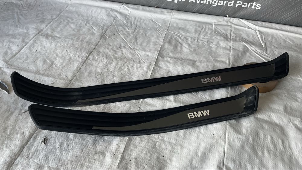 Предна дясна и задна дясна степенка за праг BMW 5 E60