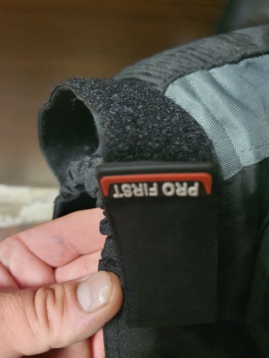 Pantaloni motocicleta