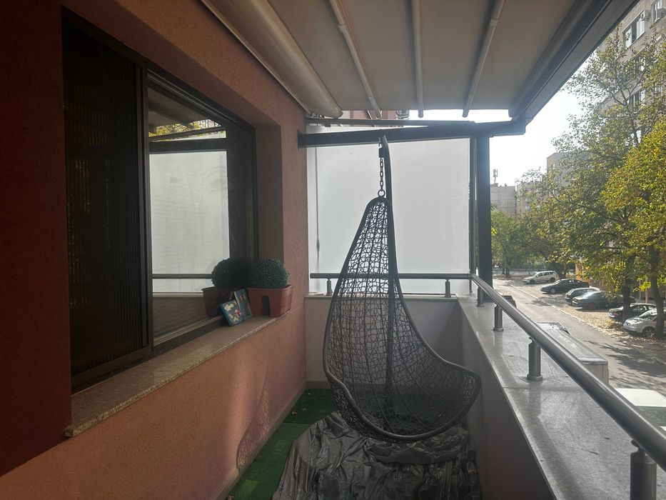 Продава се Тристаен апартамент в Стара Загора, Център - 136 кв.м за 1508 €/кв.м - Снимка #2