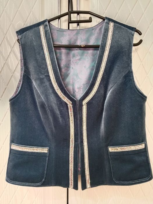 Женская одежда на 48и 54 размерыы