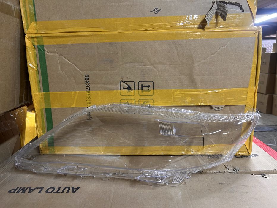 Стекло Фары на CAMRY-40/45