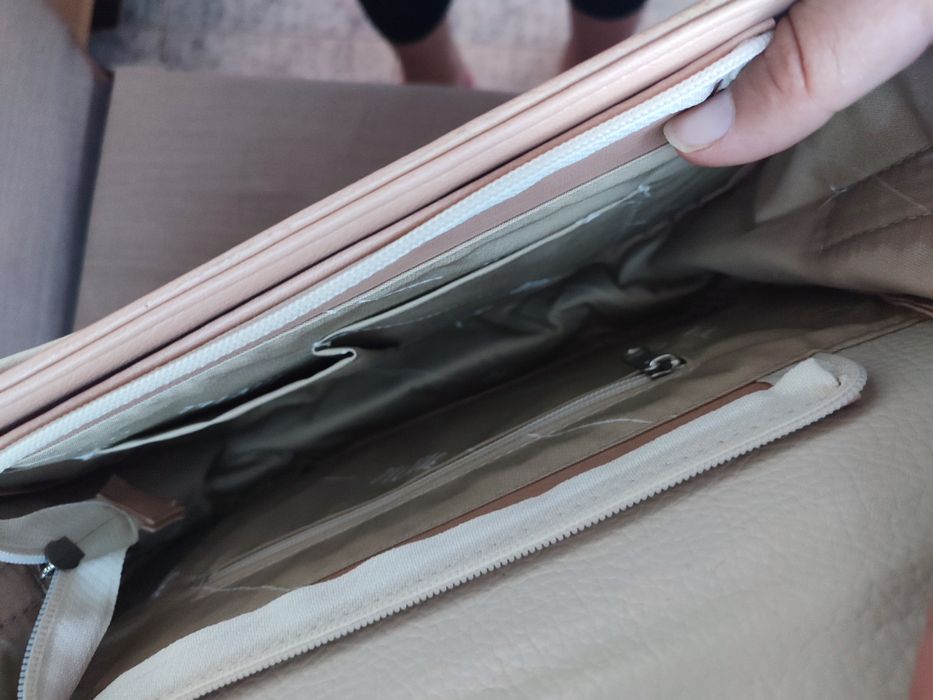 Нова дамска чанта