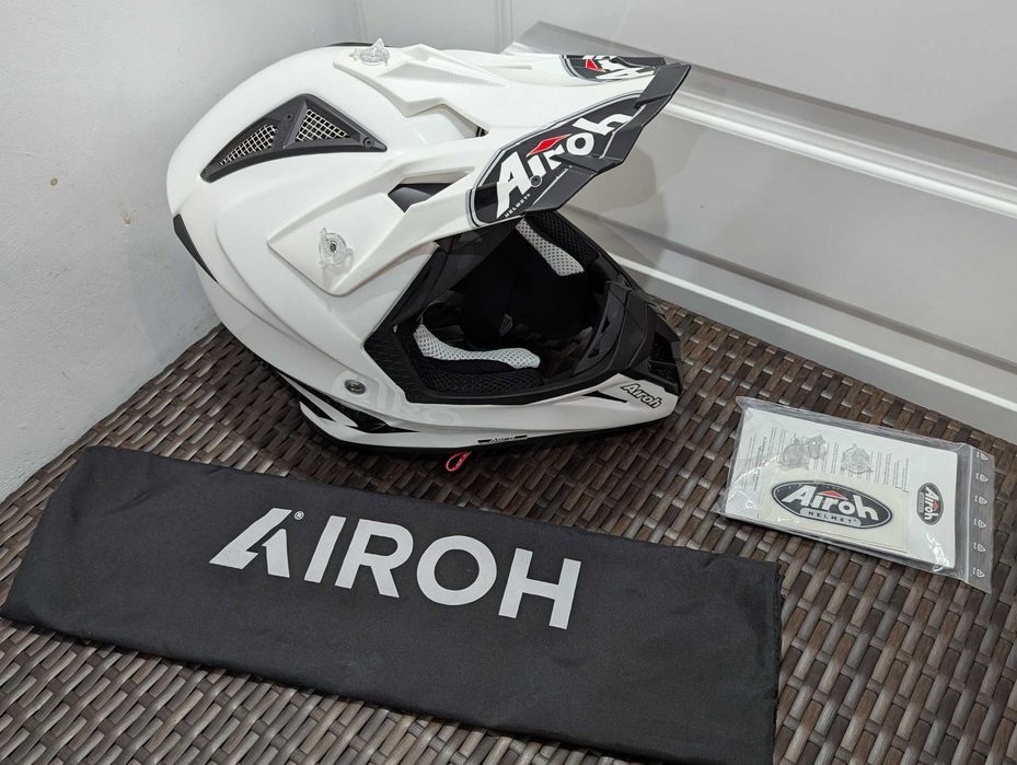 Casca moto Airoh Aviator Ace, marime XL - 1.120g - Motocross