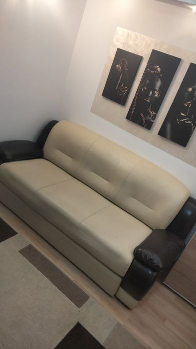 Canapea extensibilă și fotolii