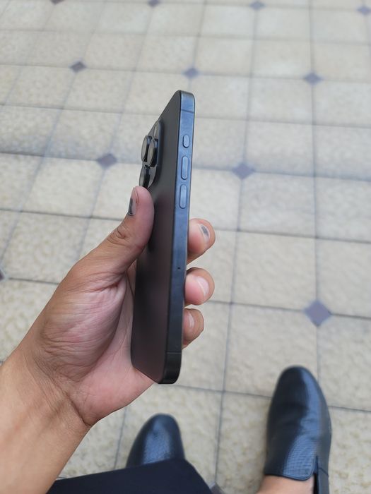 Iphone 15 Pro sotiladi