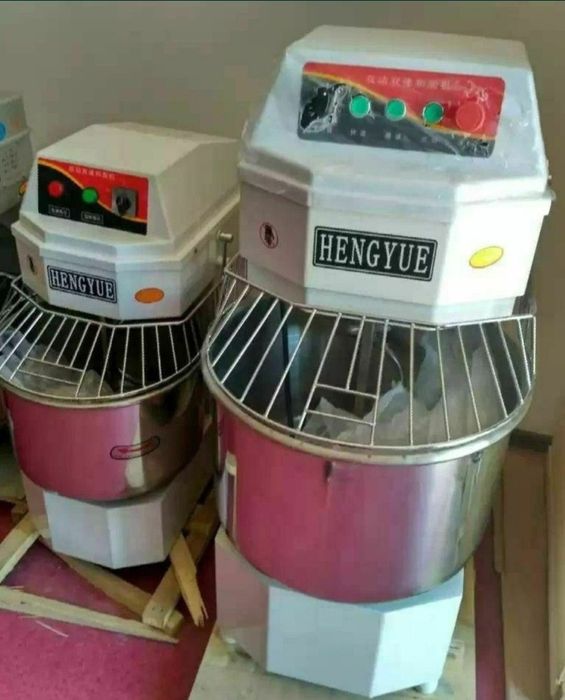 Промышленные Тестомес бэккери 15 кг 25кг 50 кг.аппарат для теста