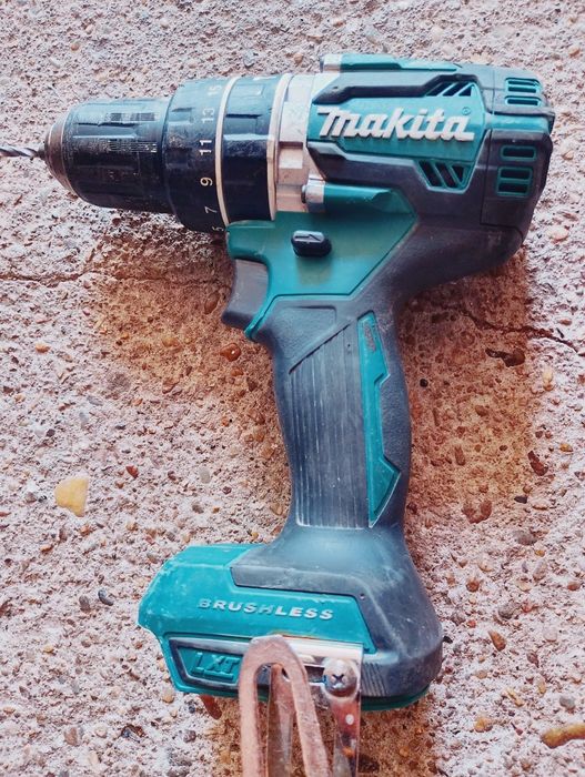 Ударни оригинални безчеткови инструменти макита.