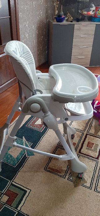Продам стул для кормления