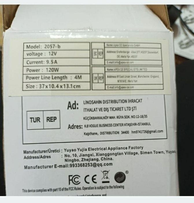 Aspirator  manual ,portabil  12 volti