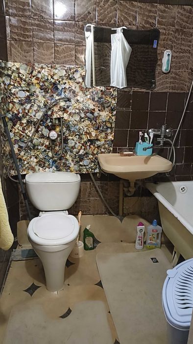 Продается 2 комнатная квартира