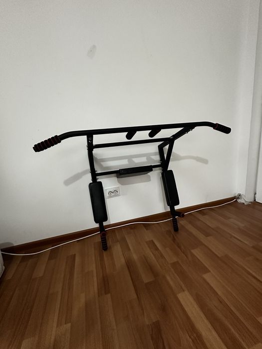 Bară tracțiuni cu 4 moduri de antrenament!