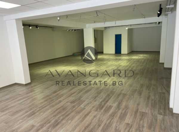 Продава се Офис в Пловдив, Център - 316 кв.м за 1288 €/кв.м - Снимка #2