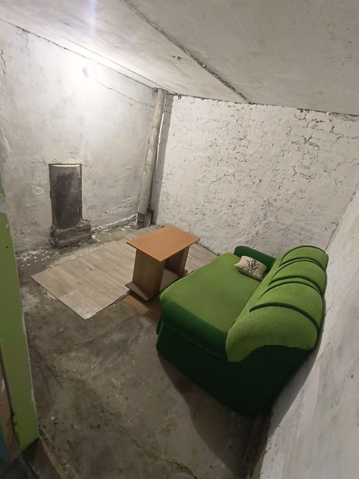 Сдам гараж помещение