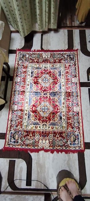 Антиквариат Албанский ковер