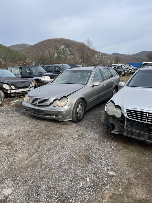 Мерцедес С220 за части