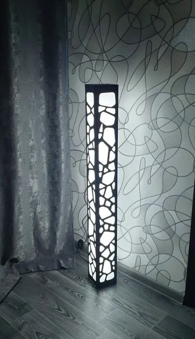 Напольный светильник!