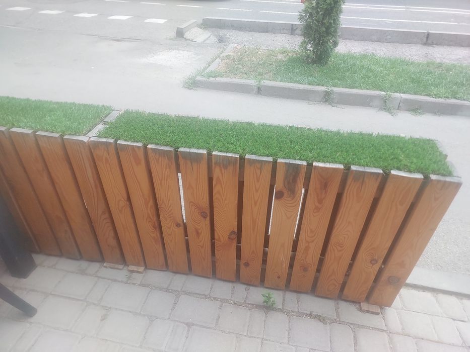 Продаётся  деревянные цветники для летника