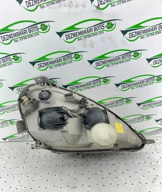 Far stanga A1688201761 Mercedes-Benz A-Class 2002 A 170 CDI AT (96hp)