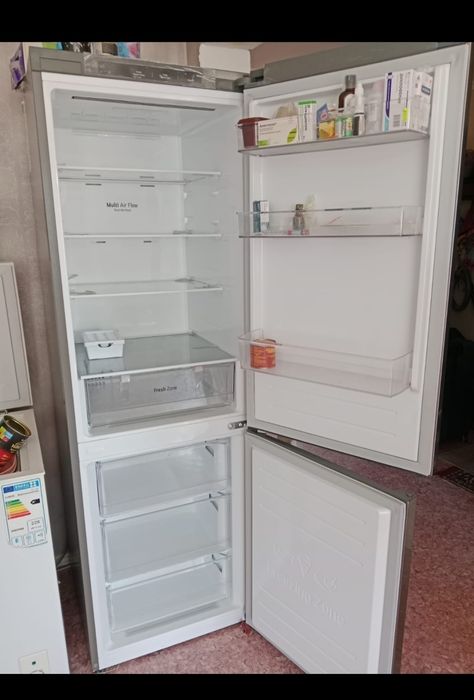 Продам холодильник новый